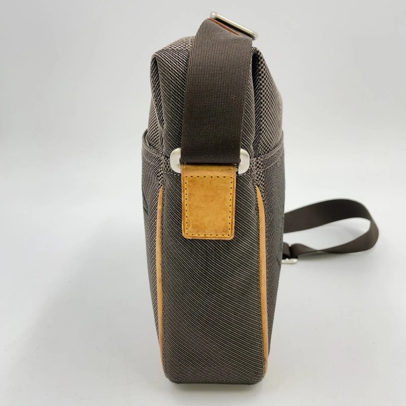 Louis Vuitton Crossbody Damier Geant Messenger Bag - Picture 6 of 14